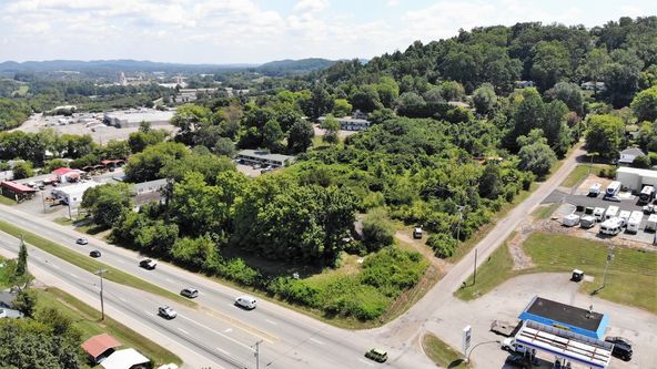 Airport Hwy Acreage: 4304 Airport Hwy, Louisville, TN 37777